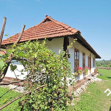 Садиба Гардига Pystan Εξωτερικό φωτογραφία